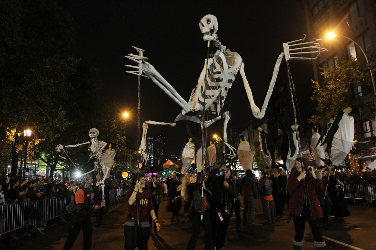 Desfile de Halloween em Nova York Nova York e Você