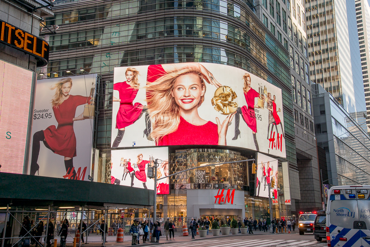 Compras em Nova York: inauguração da Maior H&M do Mundo - Nova